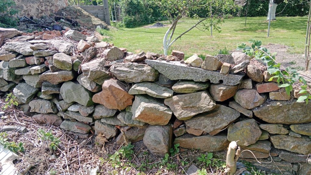 Kamień pod fundamenty ,na mur