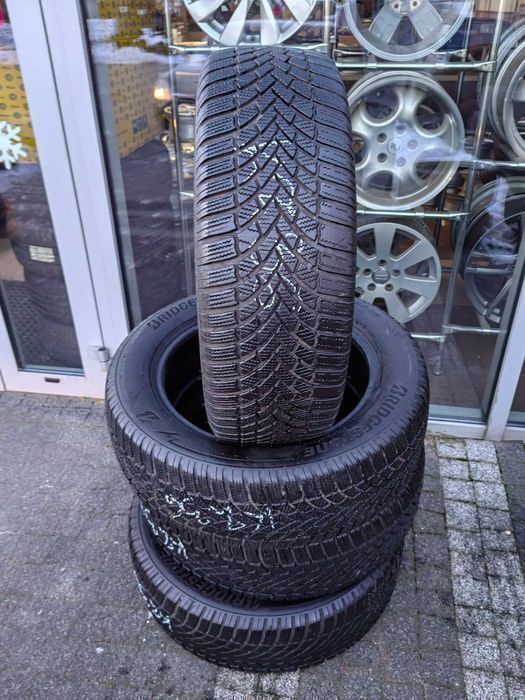 225/60R18 104V Bridgestone Blizzak LM 005 Komplet zima Honda C-rv Bmw