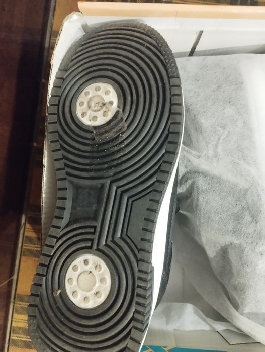 Продам женские,теплые ботинки - кросовки 36размер