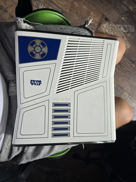 Xbox 360 Slim Star Wars Limited Edition x360