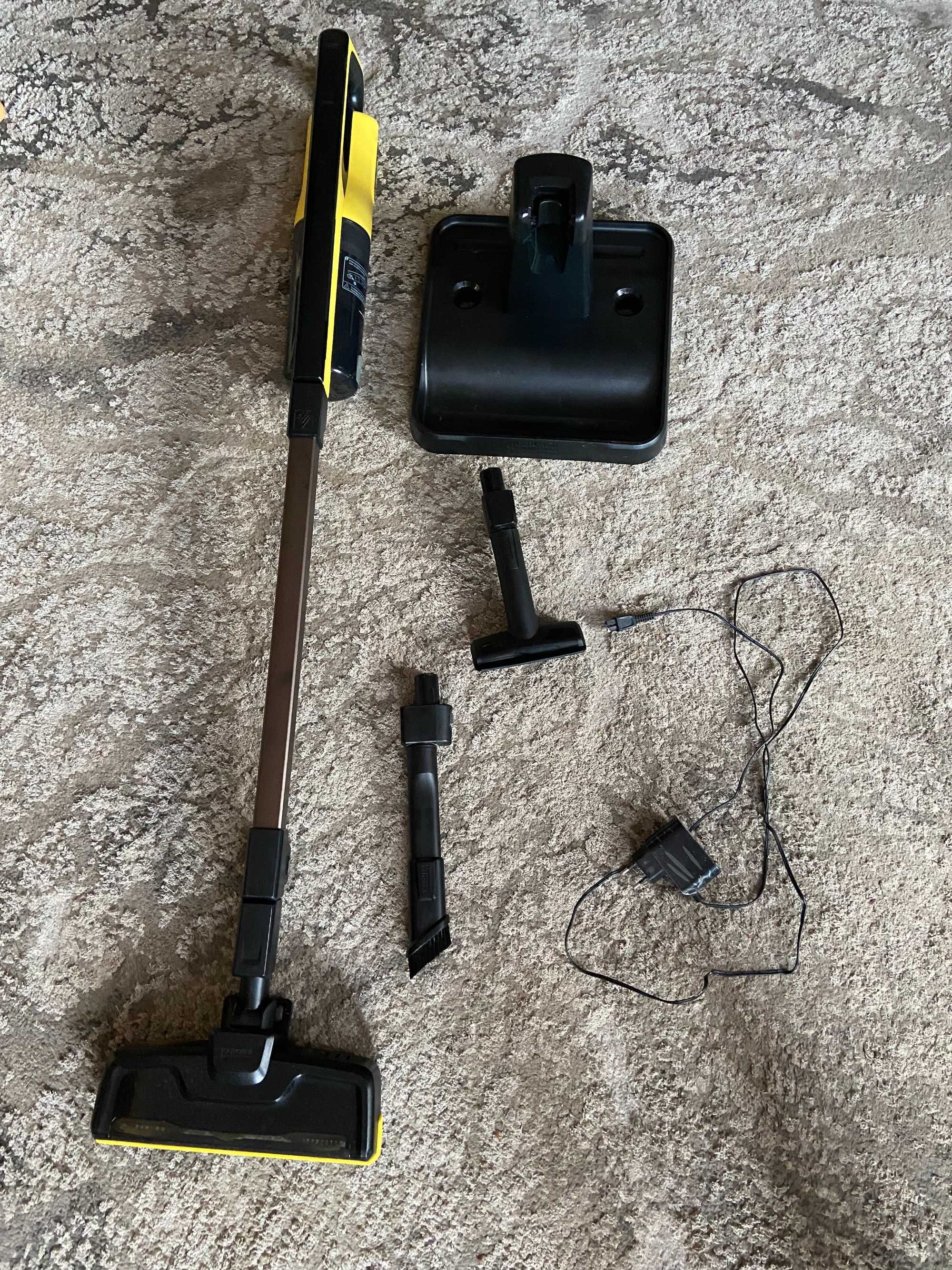 Odkurzacz KARCHER VC 4s  Cordless Bezprzewodowy pionowy