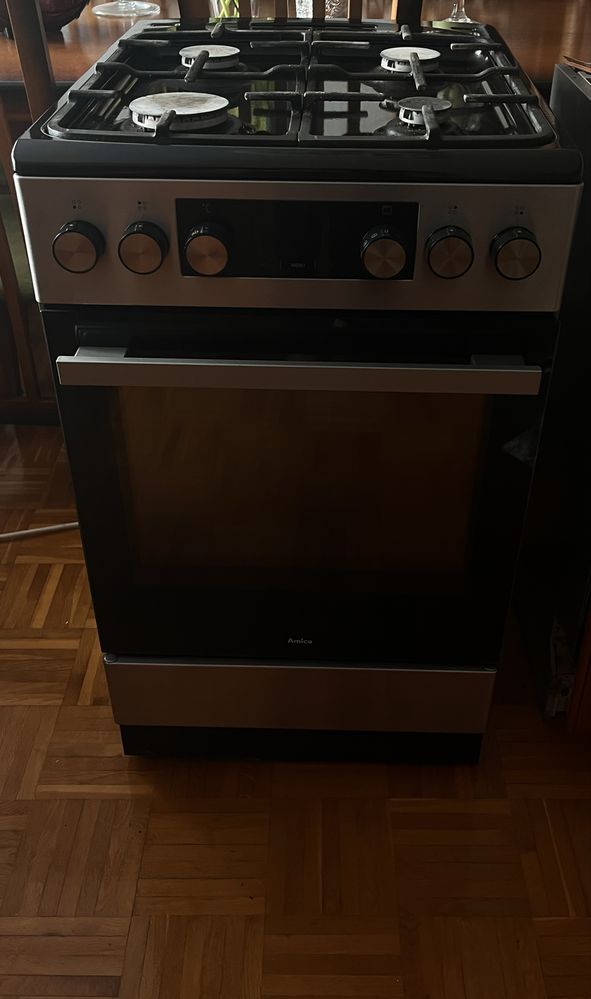 Kuchenka AMICA - płyta gazowa i piekarnik elektryczny