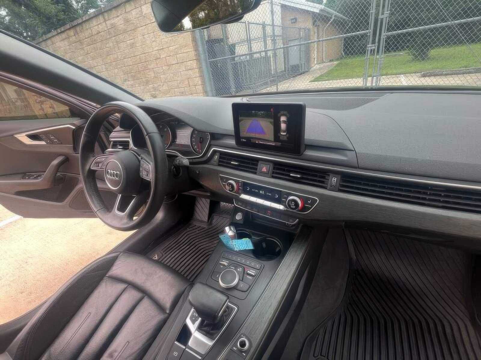 2019     Audi     A4