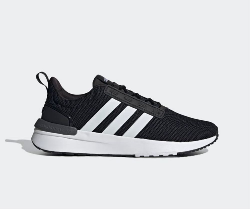 Чоловічі оригінальні кросівки Adidas Racer TR21