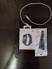 Huawei band 8 фитнес браслет.