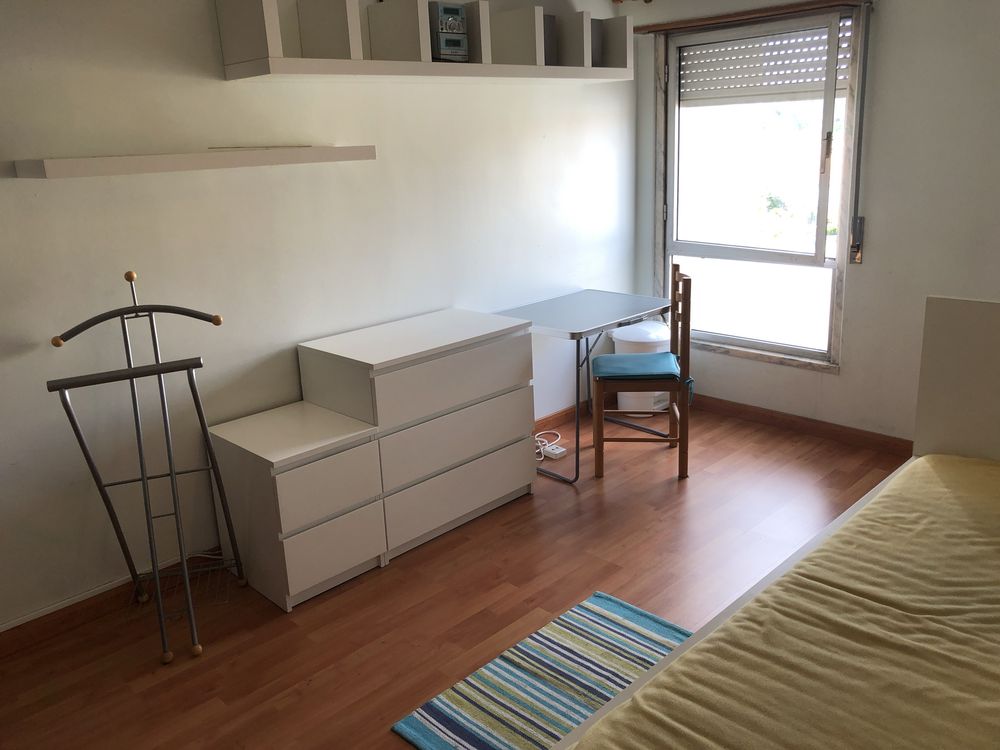 Quarto com 13 mts  ( Só a senhoras )