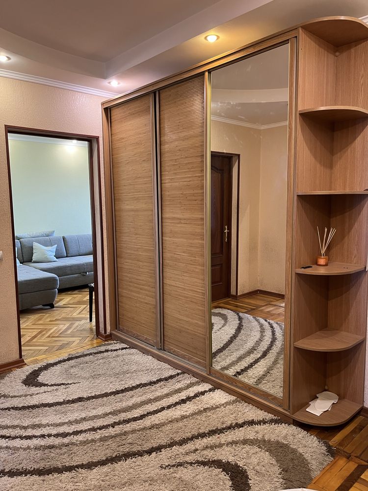 Оренда 2к.кв. Іподром, Теремки, Лятошинського