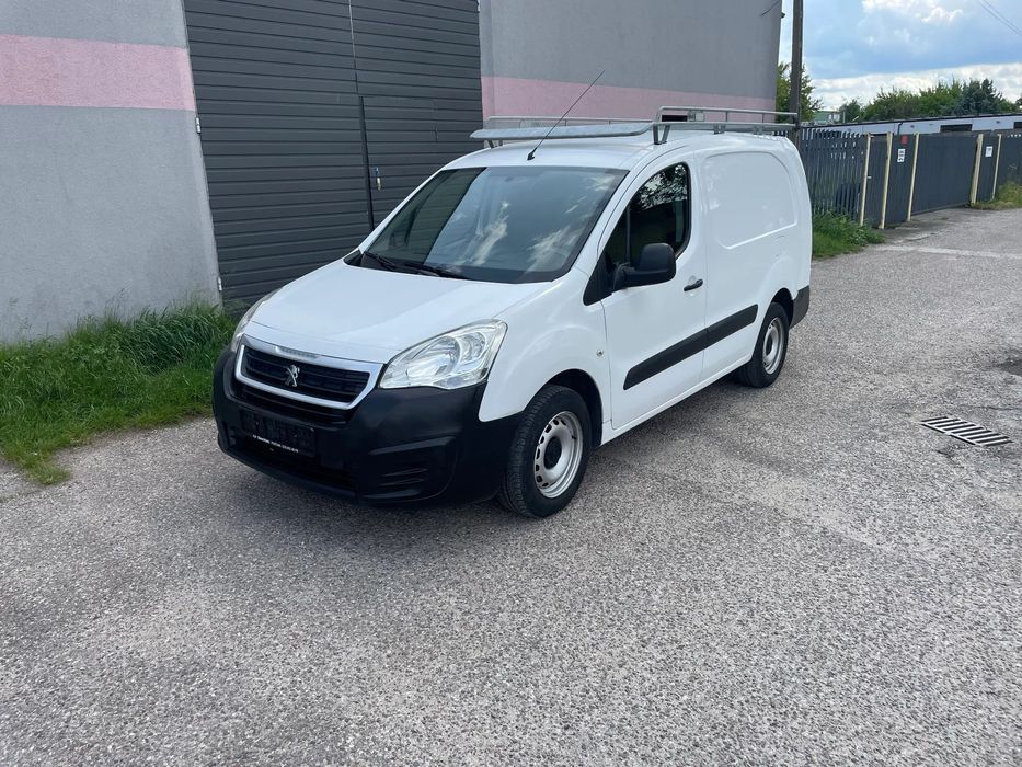 Peugeot Partner  Peugeot Partner 1,6HDI LONG