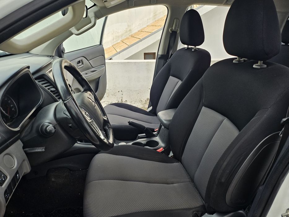 Vendo Mitsubishi L200