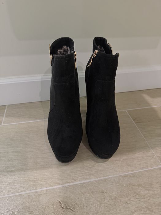 Чоботи, сапоги, 37р. Ботильйони, ботинки