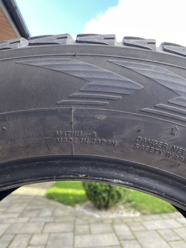 YOKOHAMA 265/60 R18 3шт