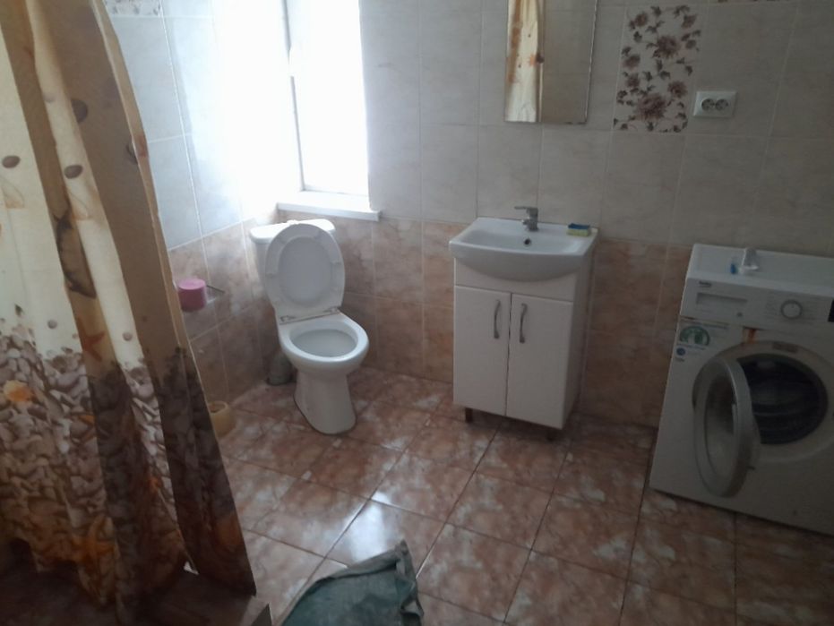 Здається койко - місця і кімнати Луначарка