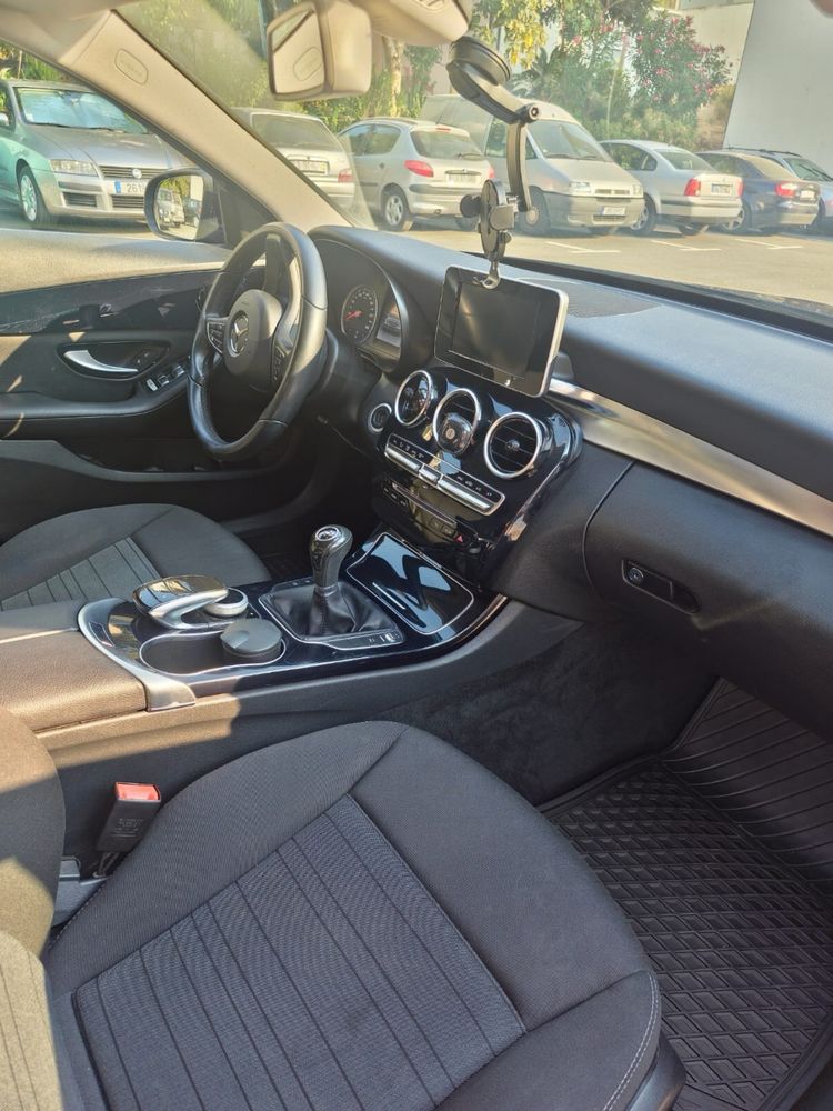 Vendo Mercedes Benz C200 BLUE TEC/D modelo: C-CLASS T