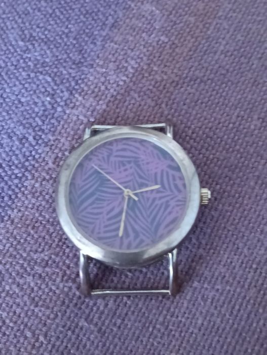 Belo relógio de senhora, modelo exclusivo