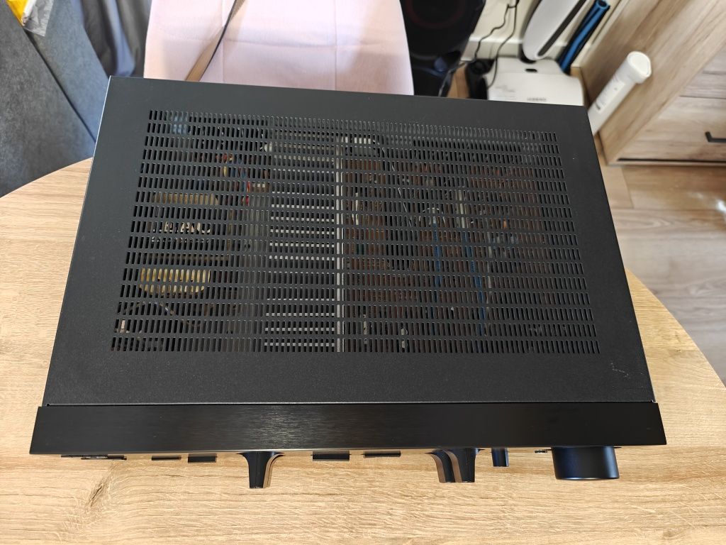 Wzmacniacz Teac A-X1000