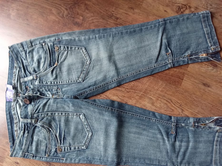 Bershka spodenki jeansy