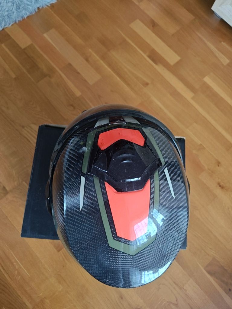 Scorpion exo-tech EVO CARBON