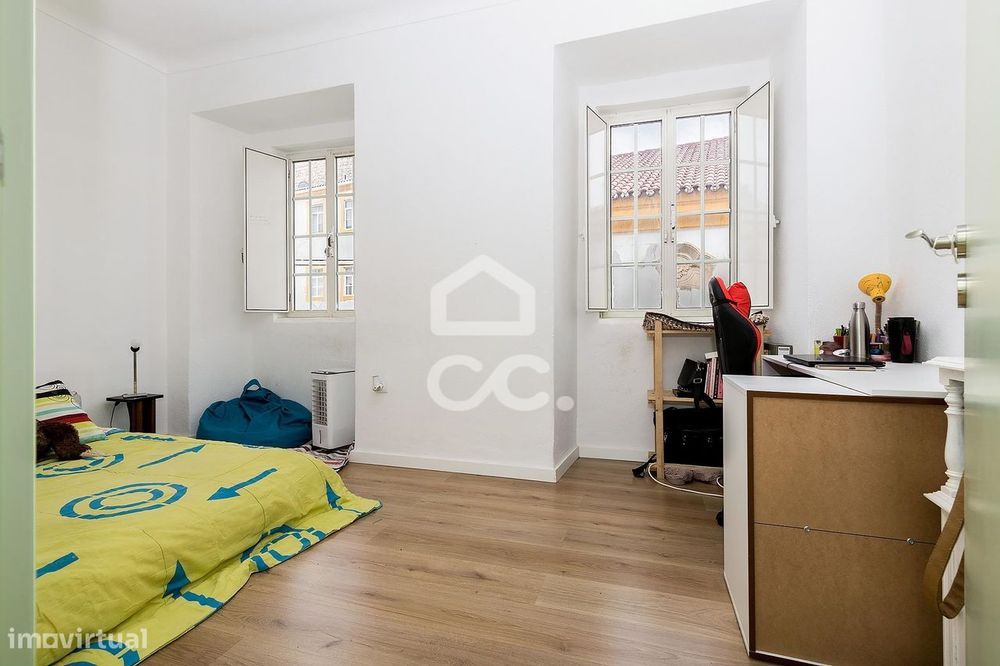 Moradia Bifamiliar T2+1 c/ Terraço | Centro Histórico de Portalegre