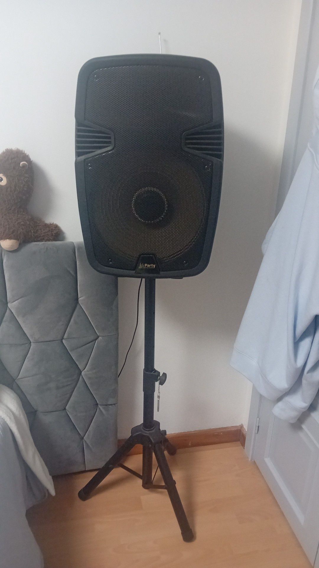 Coluna de som com luzes e Bluetooth