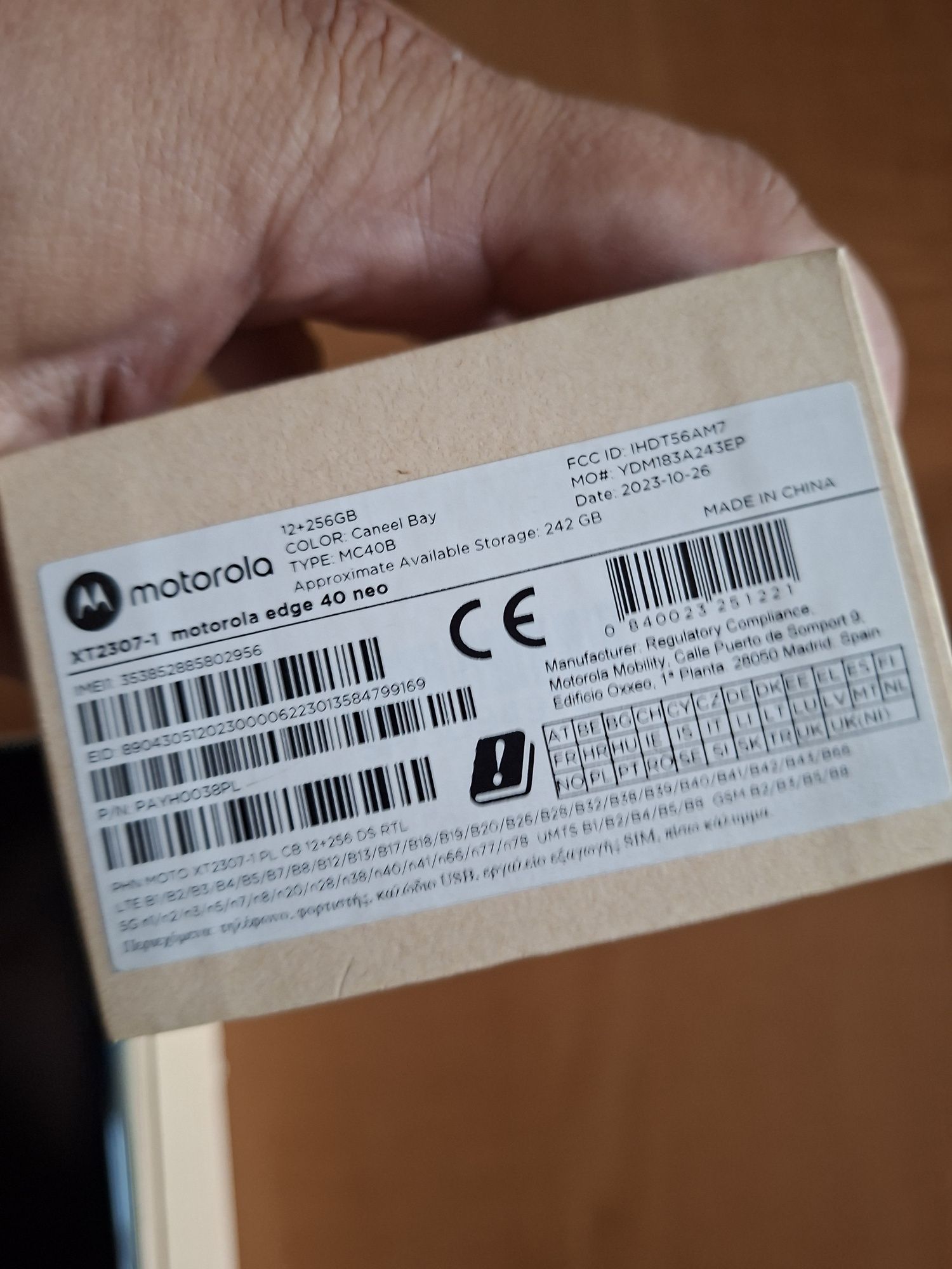 Motorola EDGE 40 neo *jak nowy* 12/256