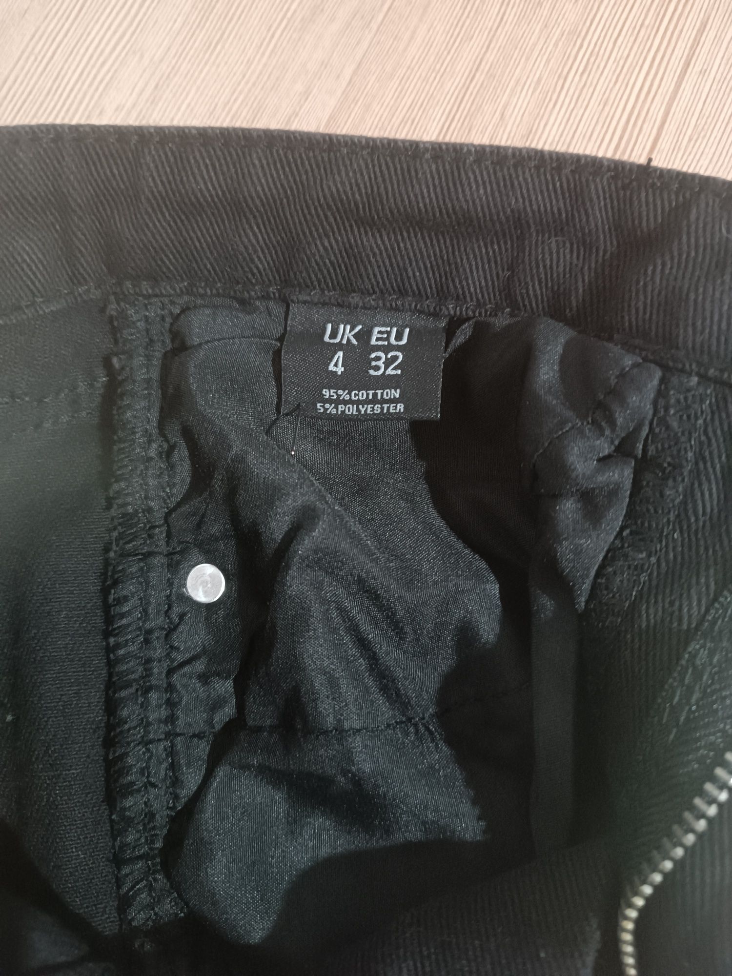 Czarna jeansowa spódnica Pretty Little Thing nowa rozmiar 32/34