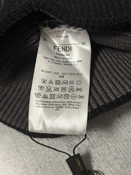 Шапка Fendi оригінал