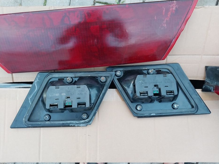 Задні ліхтарі ВАЗ 2115, в гарному стані, заднього ходу,