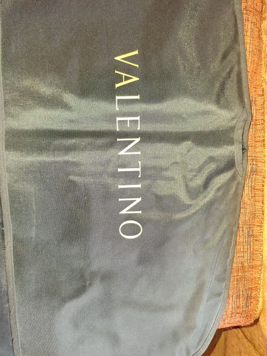 Pokrowiec na odzież Valentino