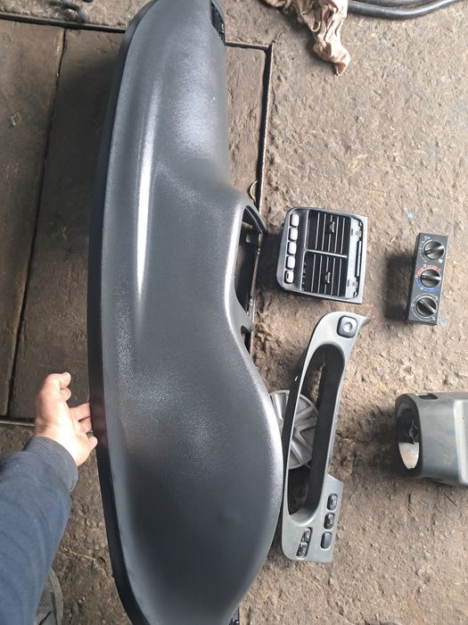 Продам  панелі 2110 2009 рік