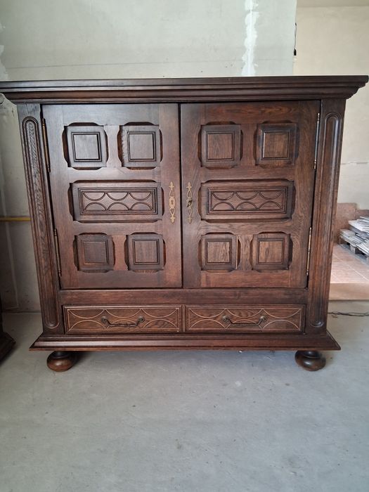 Комоди буфети шафи Бельгія