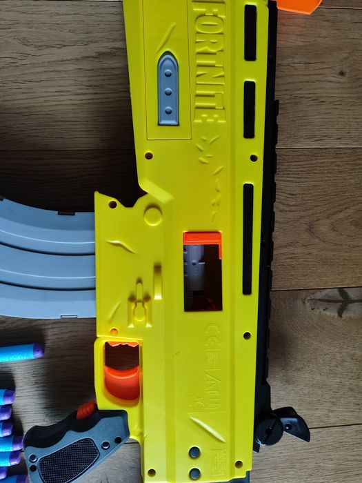 Karabin Nerf x Fotrnite scar