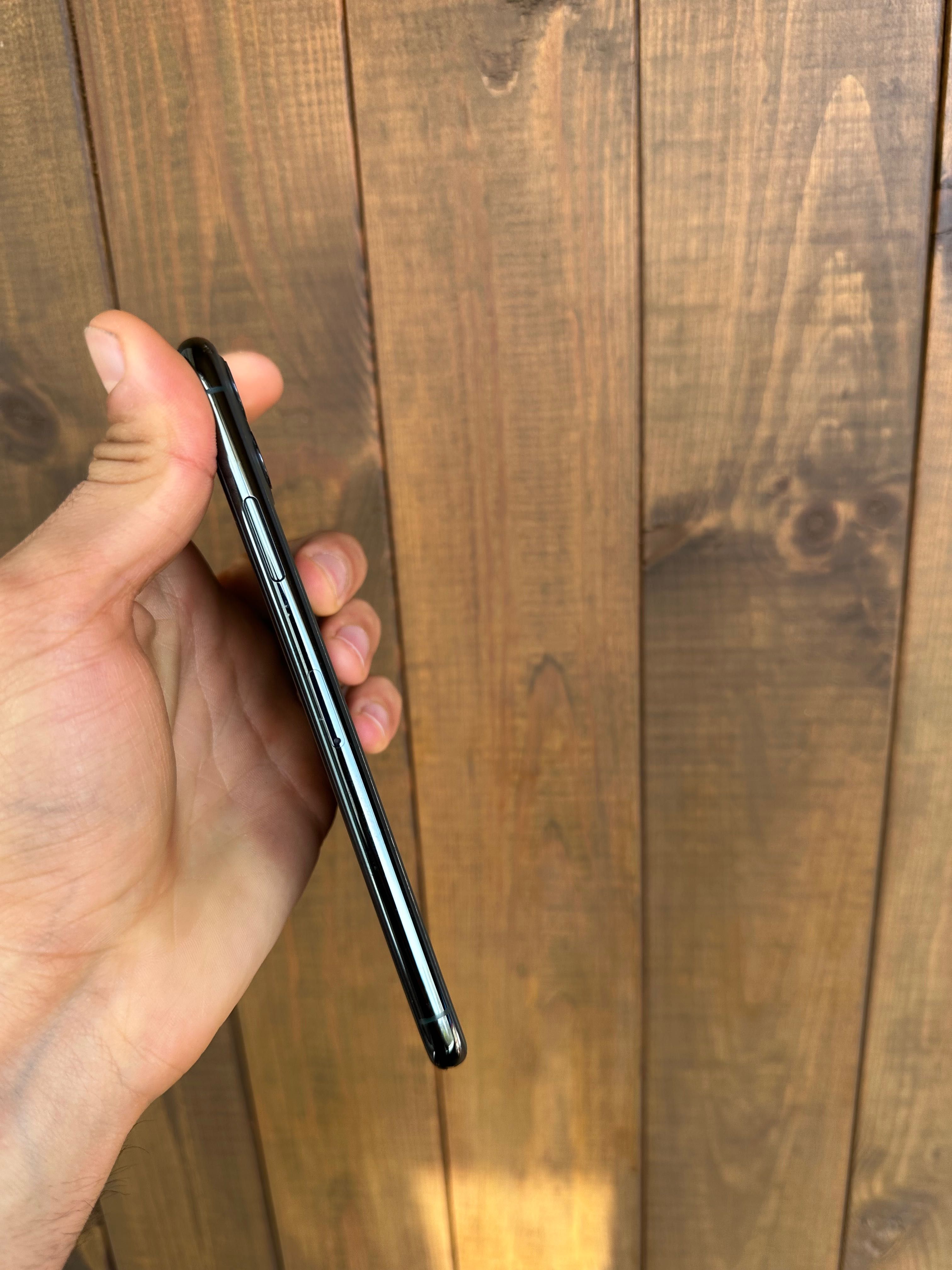 iPhone 11 pro max 256Gb 100% battery