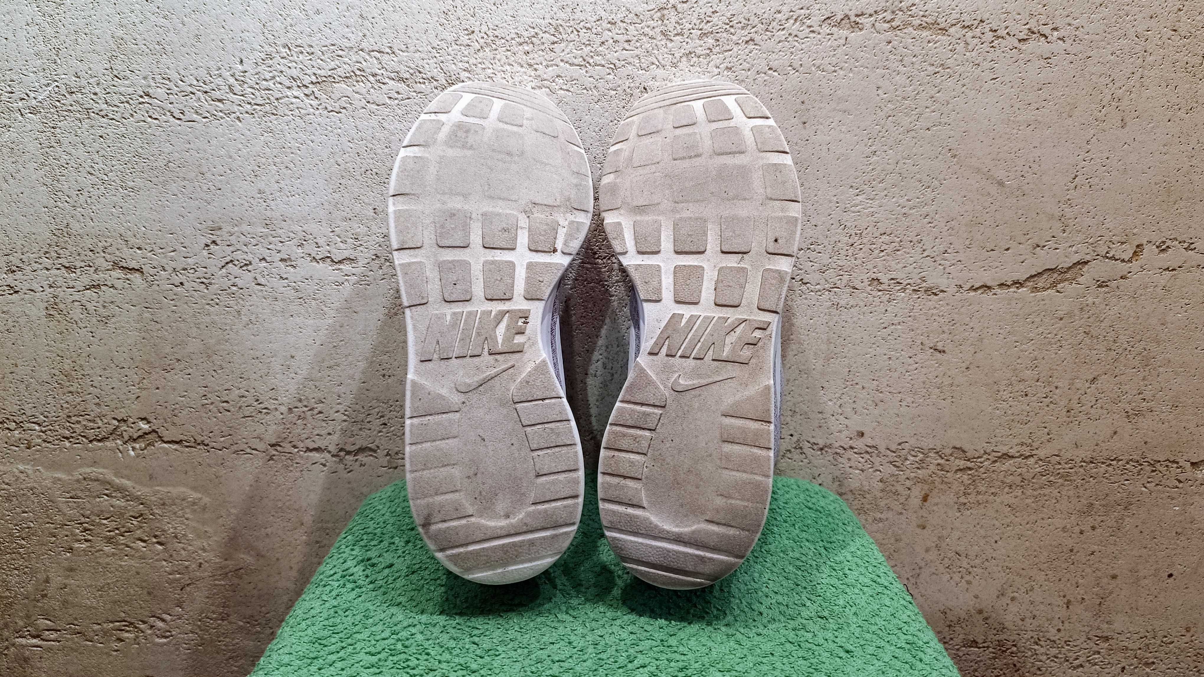 Męskie sneakersy NIKE TANJUN r.43 stan bardzo dobry