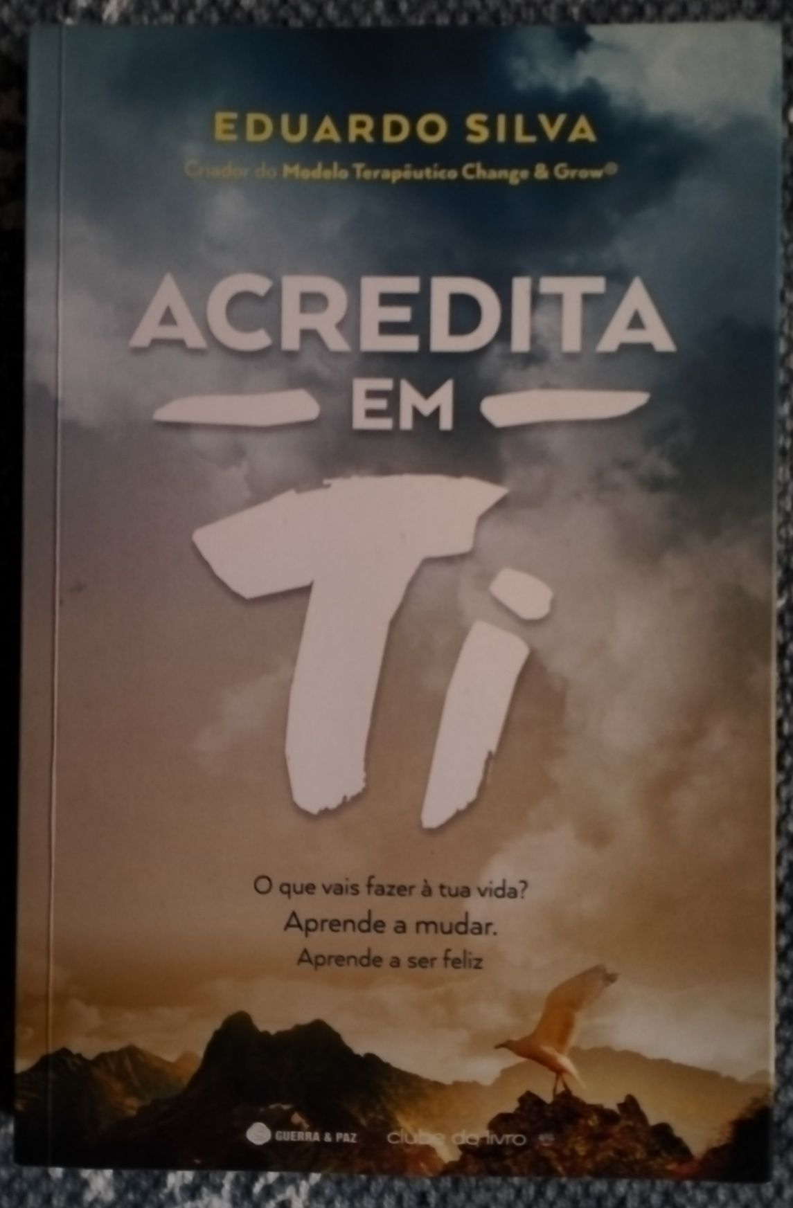 Vendo vários livros