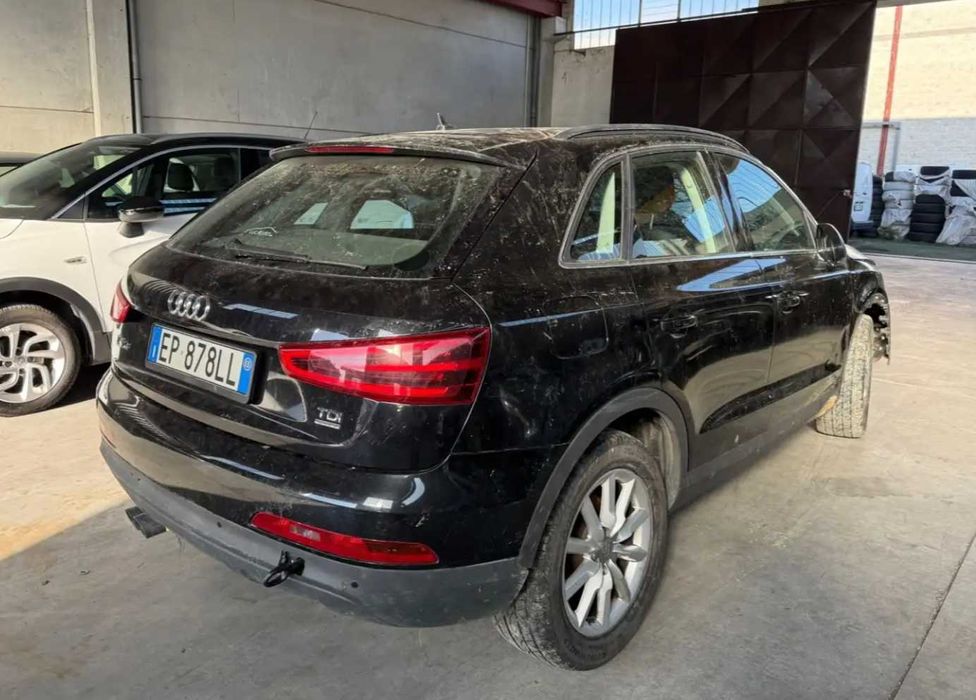 Бампер Audi Q3  8U шрот  Ауди Ку 3 разборка запчасти бу