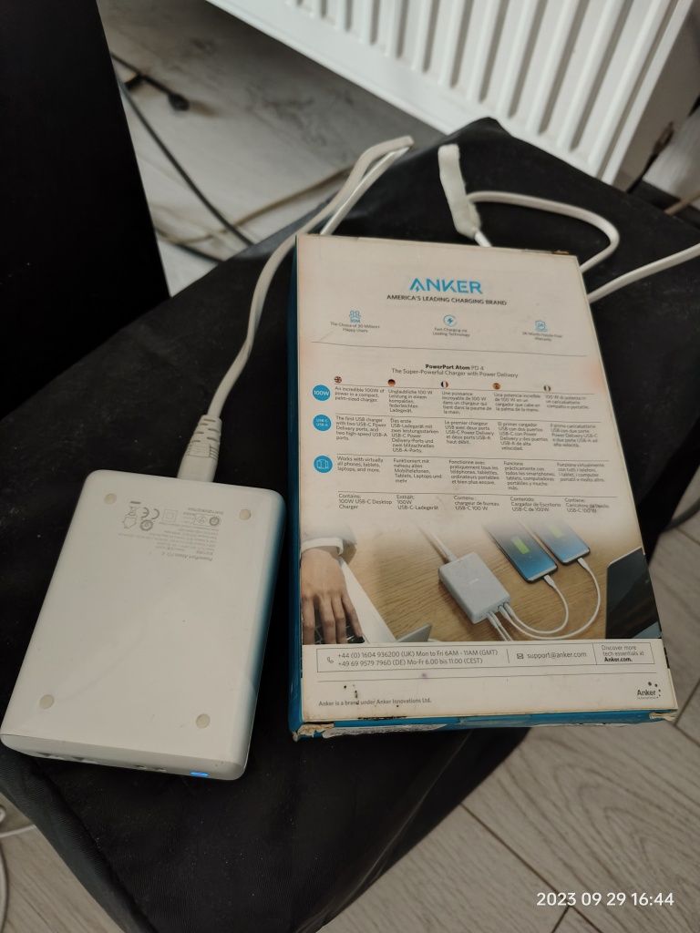 Сетевое зарядное устройство Anker PowerPort Atom PD 4 (100 W)