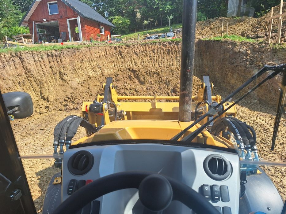 Usługi Koparko-Ładowarką