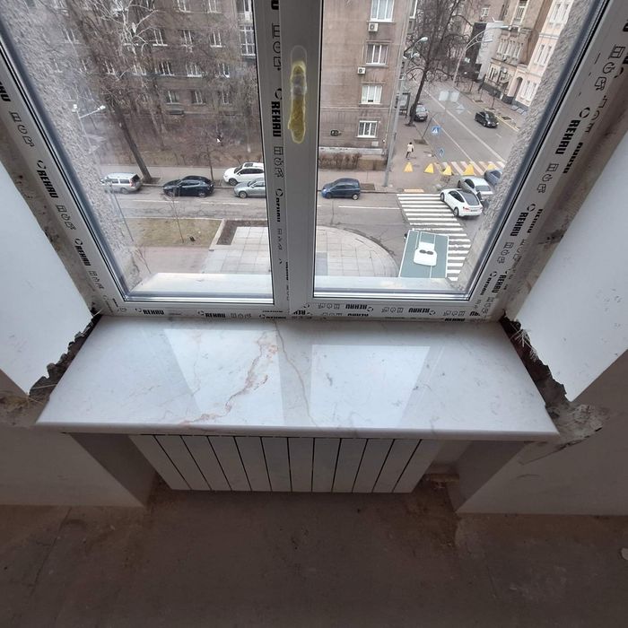 Подоконник из мрамора, гранита подоконник на заказ