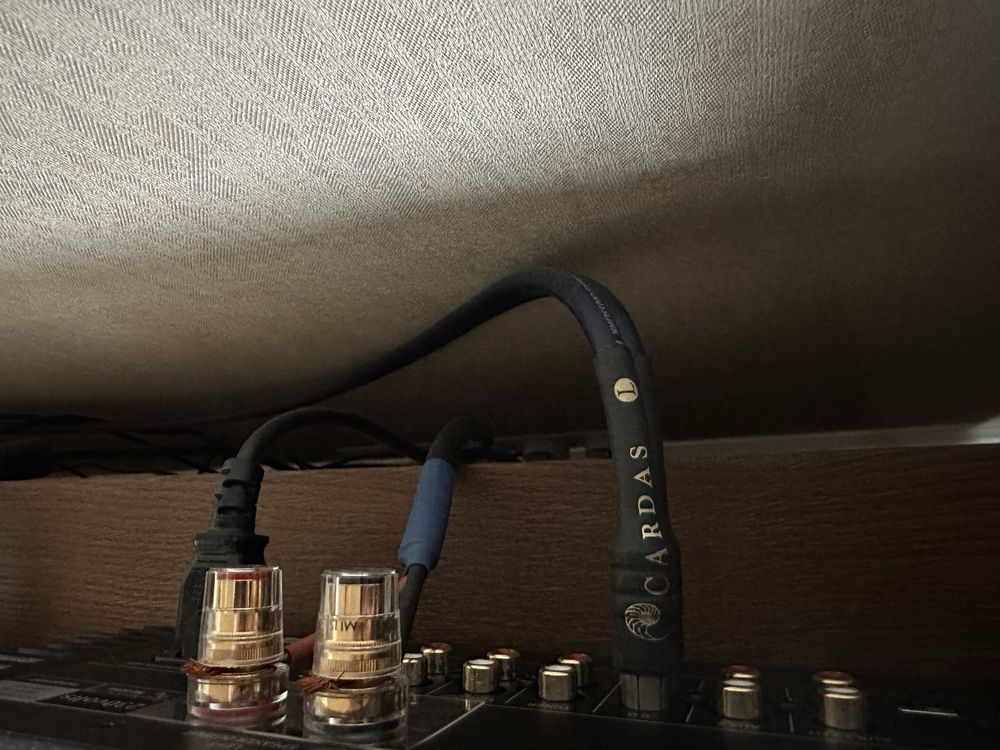 Zestaw audio.   Hi-FI Focal Cambridge Musical Fidelity