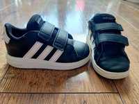 Buty Adidas rozm. 25 dł. wkł. 15 cm