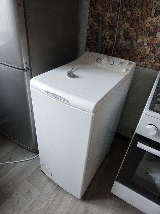Продаю пральну машину