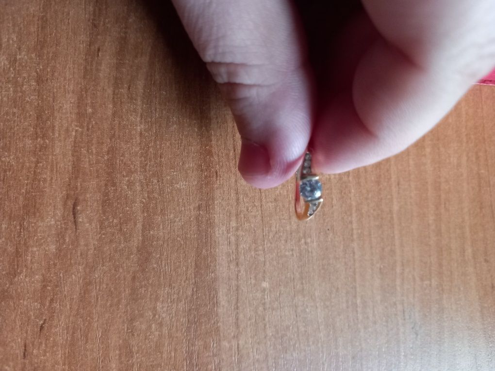 Pierścionek zaręczynowy złoty 14K rozmiar 20