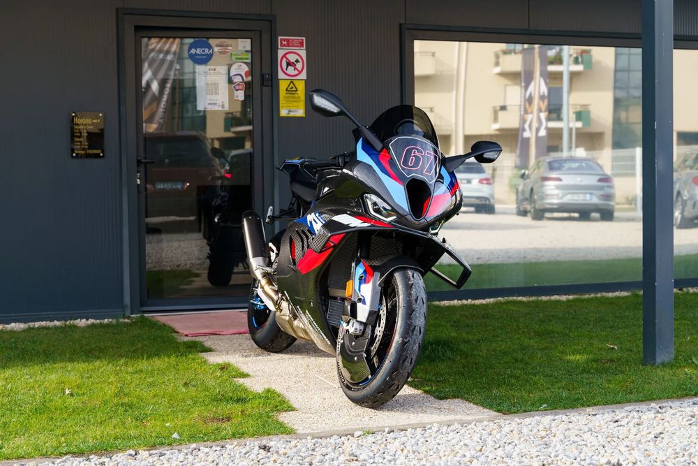 BMW M 1000 RR