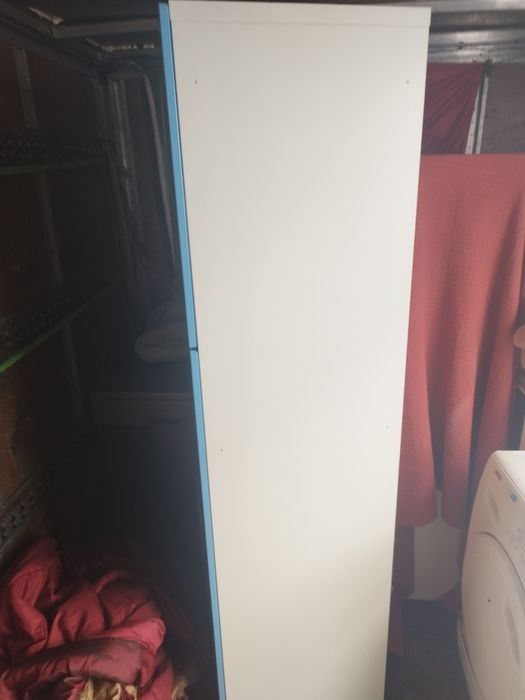 Roupeiro desocupar 125€