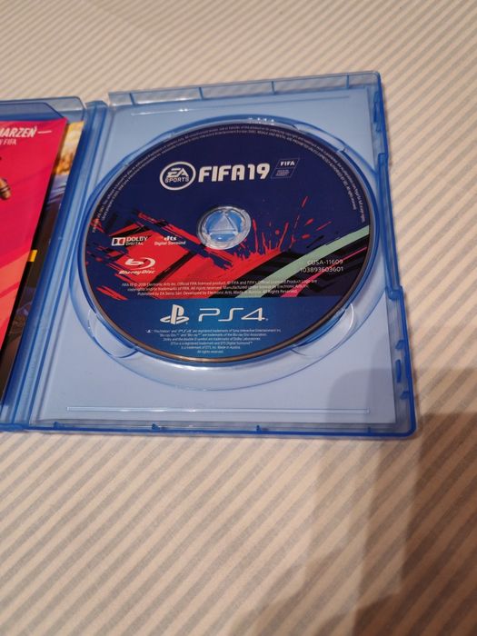 Диск фіфа 19  пс4