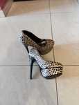 Buty szpilki obcas panterka