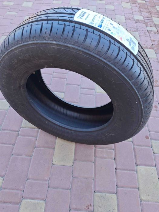 215/65 R16C Nokian Tyres
Nordman SC Нові
