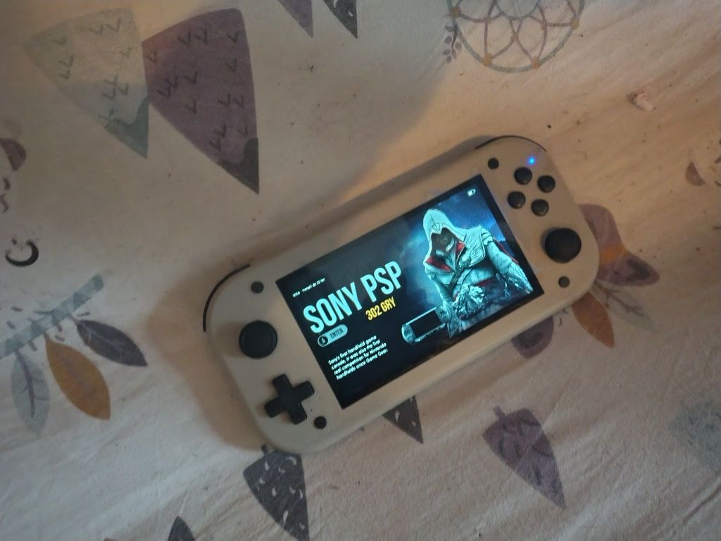 M27 handheld z kartą pamięci 128gb duża ilość gier pilne