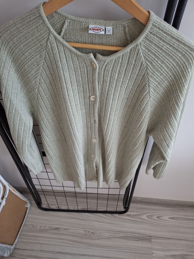 Sweter rozpinany pod szyję