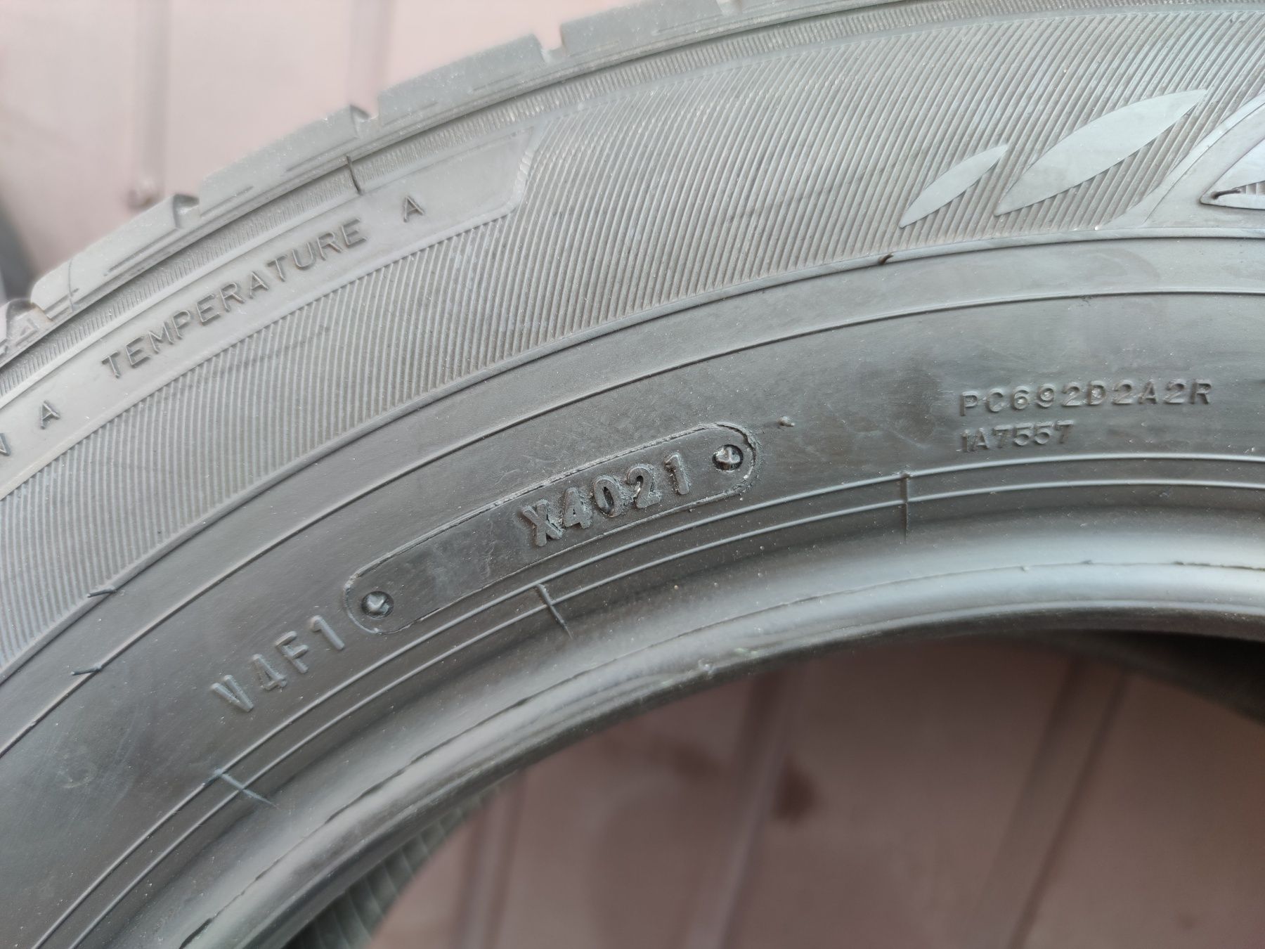 215 60 16 Dunlop Enasave ec300 21рік 6мм комплект